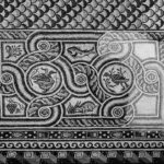 Foto in bianco e nero di mosaico di Casarenello