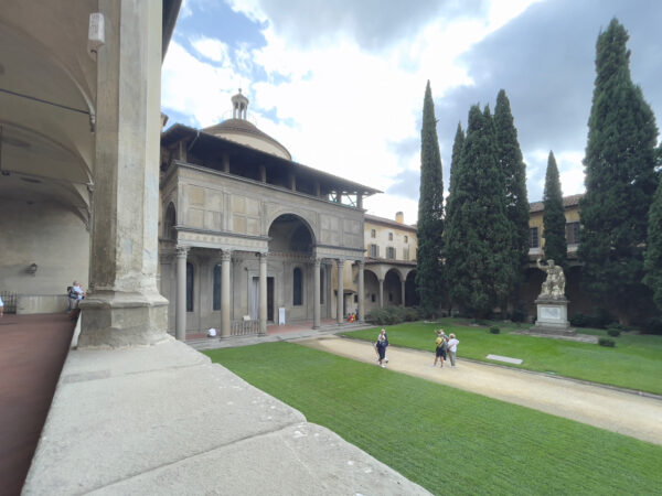 CHIOSTRO DI SANTA CROCE