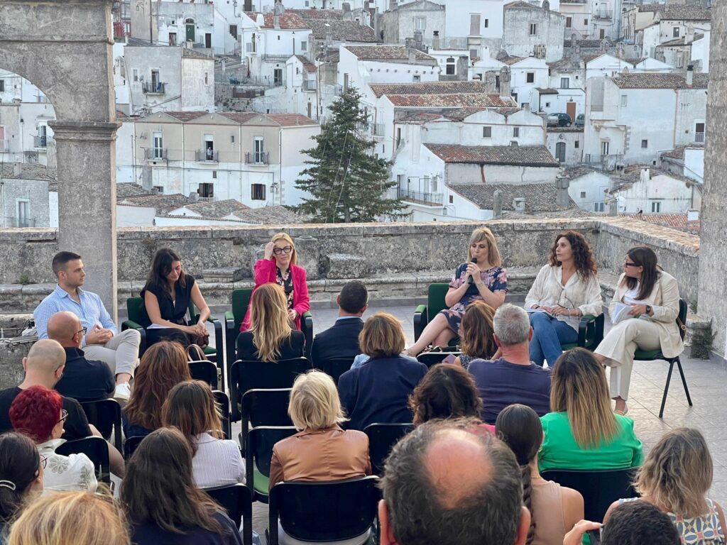 Presentazione libro di Antonia Giusi Toto